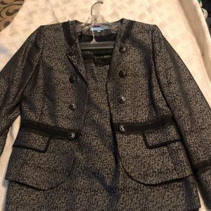 GORGEOUS Antonio Melani Suit Skirt & Jacket
